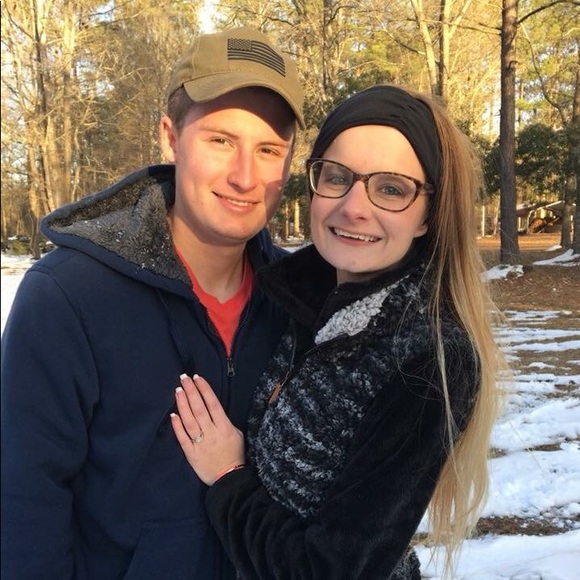 Welcome to our small business! Meet your Posher! - Picture 2 of 8